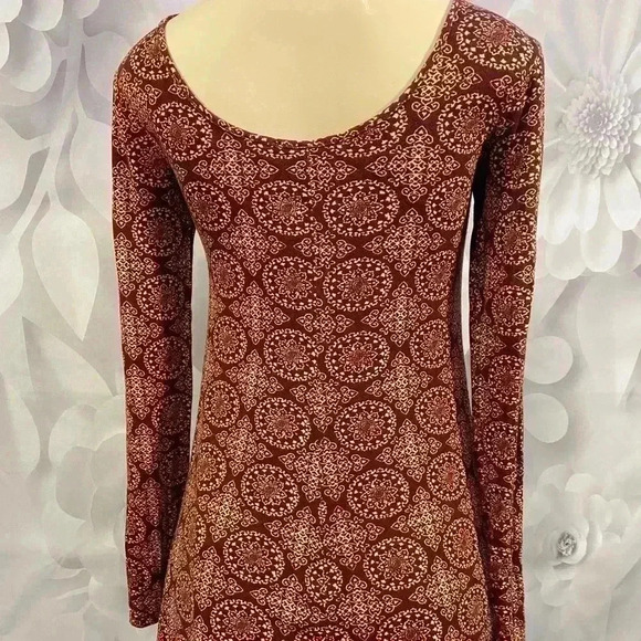 Forever 21 Bohemian Medallion Print Dress - Picture 2 of 7